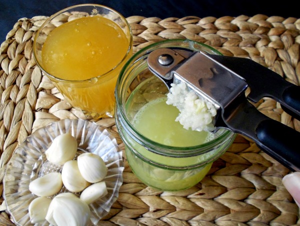 5 рецептов настойки из чеснока для чистки сосудов — как приготовить ее на спирту и на водке?